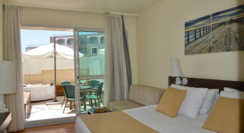 Be Unique Hotel - Drinks Included Eilat Bagian luar foto